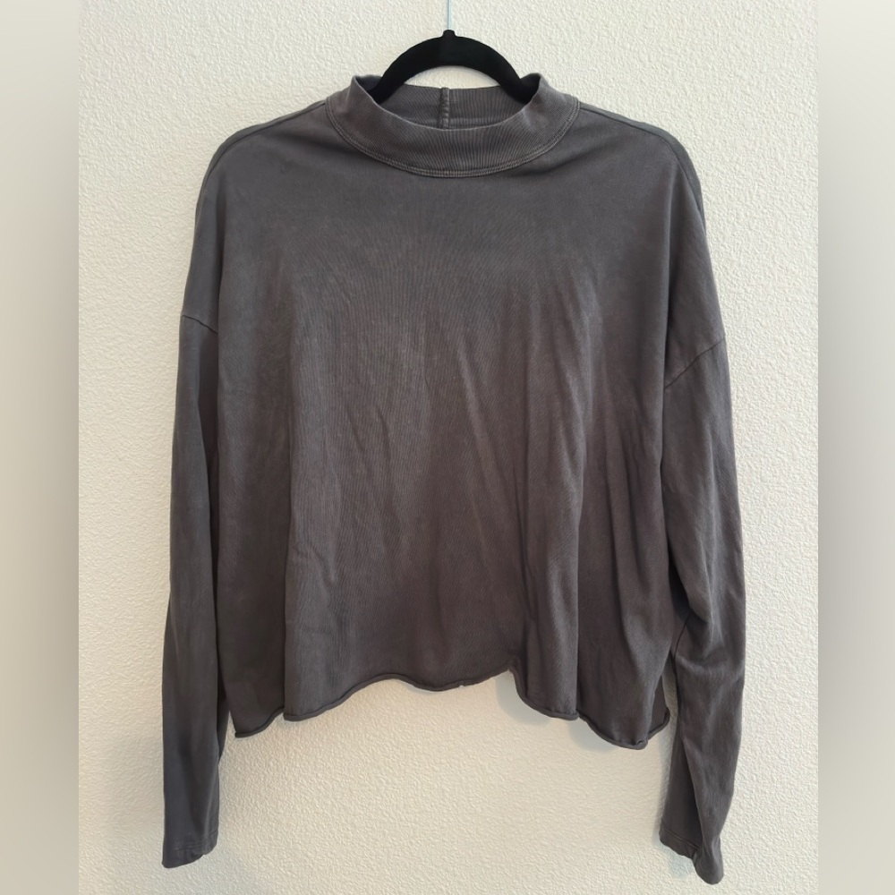 •aerie long sleeve•